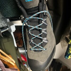 Womens Lowa Size 9